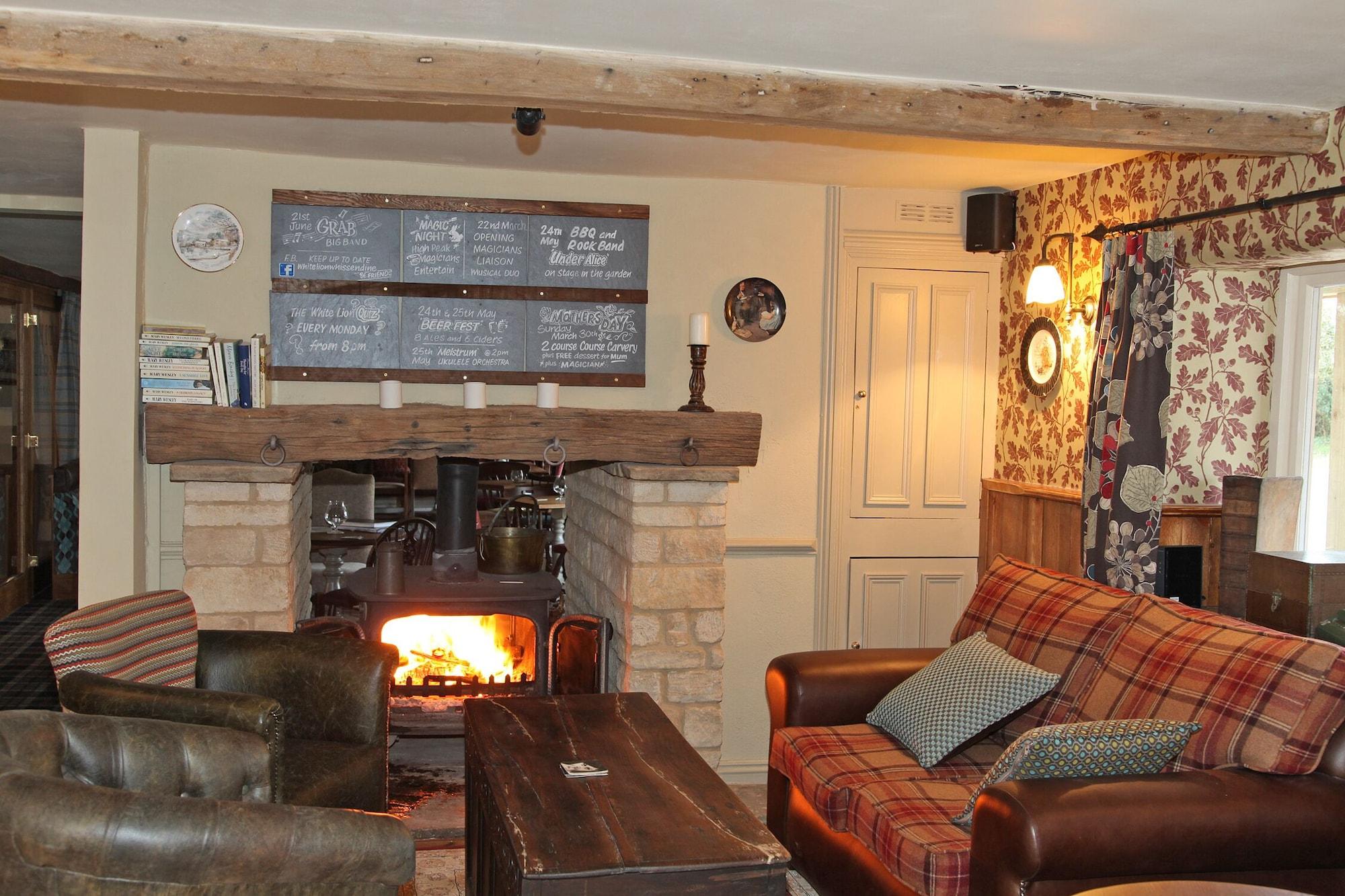 The White Lion Inn Oakham Luaran gambar